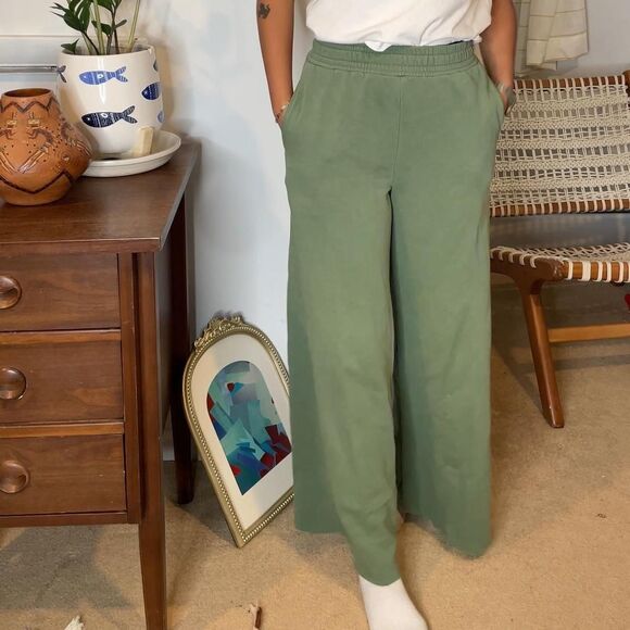 H&M Women's Green and Khaki Joggers-tracksuits - Picture 2 of 6